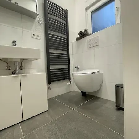 Apartment Exklusive Flughafen-messe Nähe Düsseldorf Duisburg